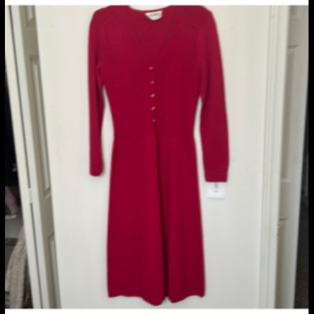 Vintage St. John hot pink knit long sleeve v neck button dress size small